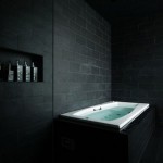 Черният цвят в банята