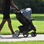 Предимства на комбинираните бебешки колички  – много функции на едно място
